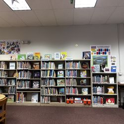 Hawaii State Public Library System - Kailua - Kona Library - Hawaiian children books