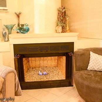 Slye Ranch - Ethanol Burning Fireplace with Art Glass - Bed & Breakfast Near Me - Pilot Point, Texas Slye Ranch - Ethanol Burning Fireplace with Art Glass - Bed & Breakfast Near Me - Pilot Point, Texas