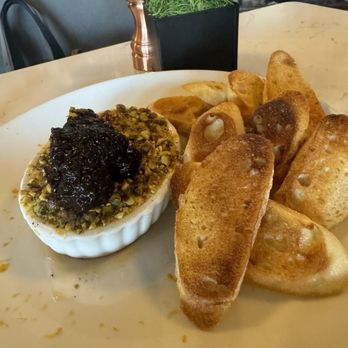 Group Therapy - Pistachio goat cheese with fig - Wine Bars Near Me - Austin, Texas Group Therapy - Pistachio goat cheese with fig - Wine Bars Near Me - Austin, Texas