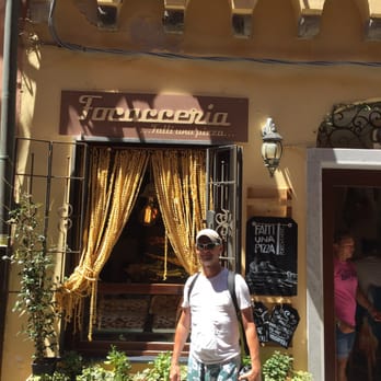 Fatti Una Pizza - Cute pasta curtains! - Pizza Near Me - Portovenere, SP Fatti Una Pizza - Cute pasta curtains! - Pizza Near Me - Portovenere, SP