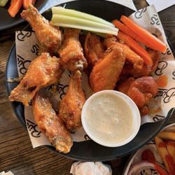 Birdies Grill House and Sports Bar - Buffalo wings and garlic Parmesan