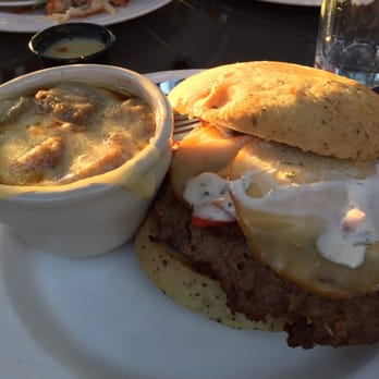Bromfield's Dining Room - Traveler - Restaurants Near Me - Perrysville, Ohio