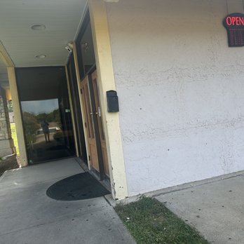 Lucky Buffet - Chinese Near Me - Independence, Missouri