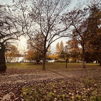 Green Lake Park - Stunning Fall Colors - Parks Near Me - Seattle, Washington