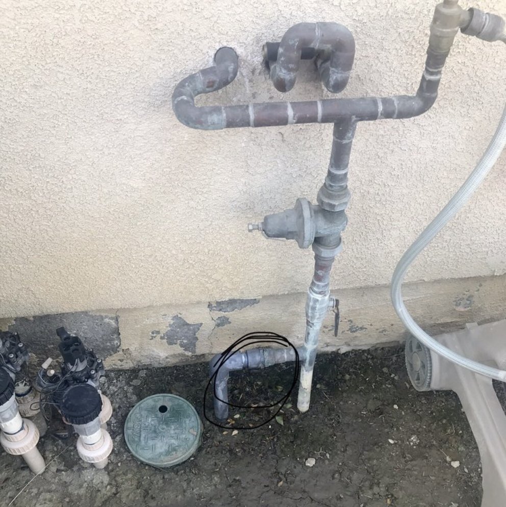 Slide of Levi Does It