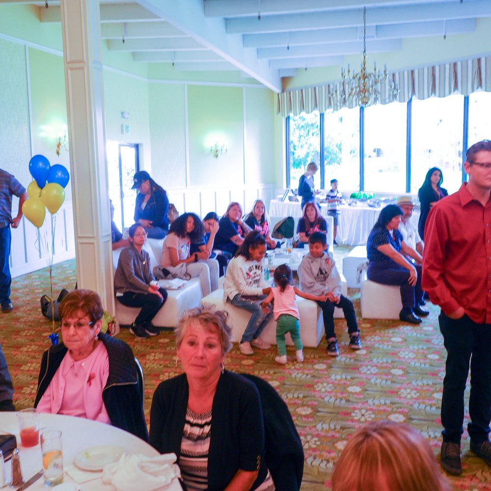 iLounge Rental - Celebration of Life, June 2019, Pickwick Gardens (Burbank, CA) - Party Equipment Rentals Near Me - Vernon, California iLounge Rental - Celebration of Life, June 2019, Pickwick Gardens (Burbank, CA) - Party Equipment Rentals Near Me - Vernon, California