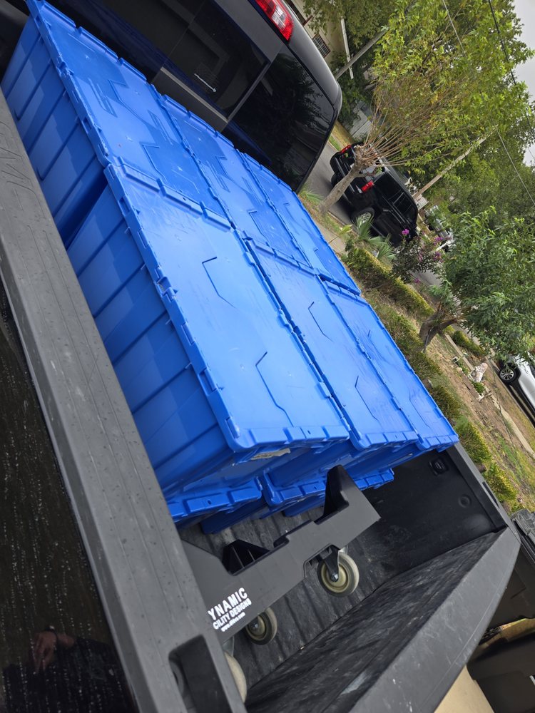 Lonestar Box Rental Image