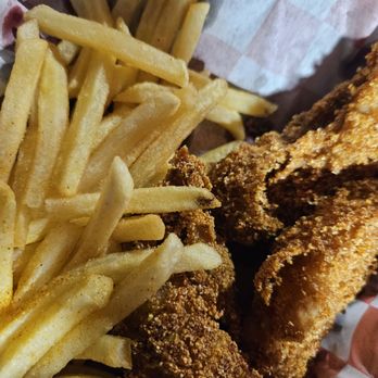 SoHo 614 - Perch and seasoned fries - so good! - Caribbean Near Me - Columbus, Ohio