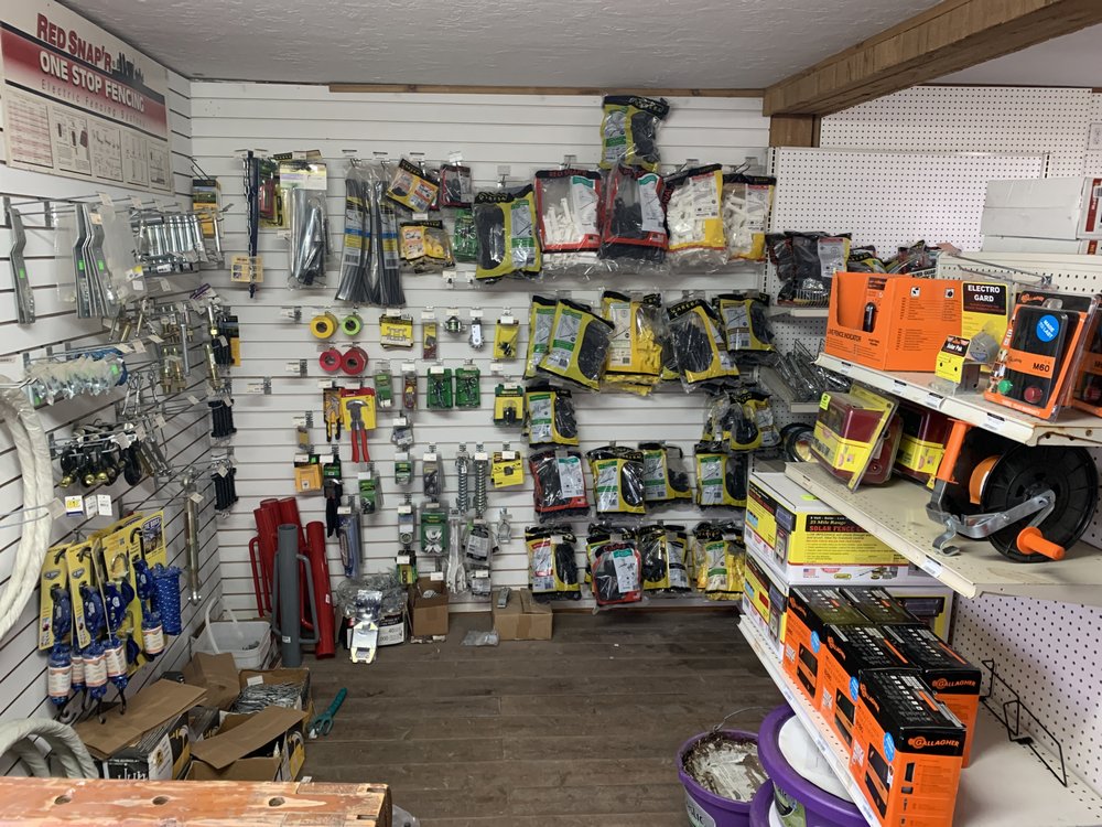 THE FARM STORE Updated October 2024 87774 Territorial Rd, Oregon Pet Stores