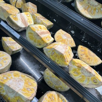 Hong Phat Supercenter - Unpeeled fresh jackfruit, $1/lb vs. peeled with seeds, $6/lb - International Grocery Near Me - Portland, Oregon Hong Phat Supercenter - Unpeeled fresh jackfruit, $1/lb vs. peeled with seeds, $6/lb - International Grocery Near Me - Portland, Oregon