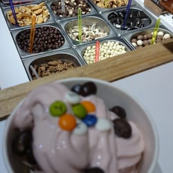 Yooglers - Menuda mezacla rica,chocolate con frutas del bosque, recordar todo esto a peso cobran.
