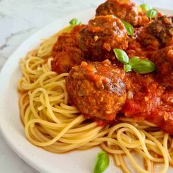 Spaghetti and meatballs order  online