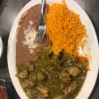 La Paloma Grill - Chili Verde plate - Mexican Near Me - Montebello, California La Paloma Grill - Chili Verde plate - Mexican Near Me - Montebello, California