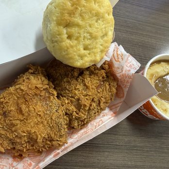 Popeyes Louisiana Kitchen - 2Pc Signature Chicken Combo - Fast Food Near Me - Augusta, Georgia Popeyes Louisiana Kitchen - 2Pc Signature Chicken Combo - Fast Food Near Me - Augusta, Georgia