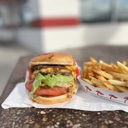 In-N-Out Burger - Double Double