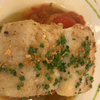 La Viña del Ensanche - Hake with Roasted Red Peppers - Tapas Bars Near Me - Bilbao, BI La Viña del Ensanche - Hake with Roasted Red Peppers - Tapas Bars Near Me - Bilbao, BI