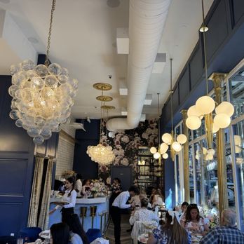Little Hen - Interior - Breakfast & Brunch Near Me - New York, New York Little Hen - Interior - Breakfast & Brunch Near Me - New York, New York