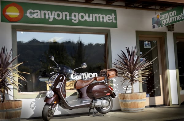 Canyon Gourmet by null