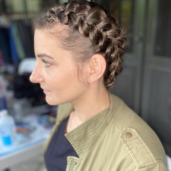 Blo and Textured - simple braid - Blow Dry/Out Services Near Me Blo and Textured - simple braid - Blow Dry/Out Services Near Me