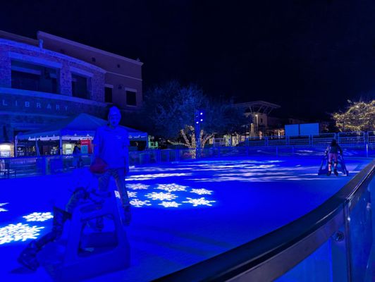 Hill Country Galleria by null