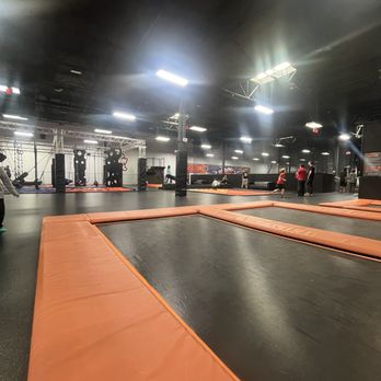 Sky Zone Trampoline Park - Trampoline Parks Near Me - Las Vegas, Nevada
