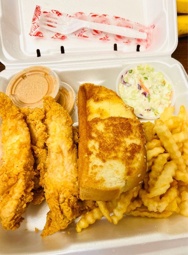 RAISING CANE’S CHICKEN FINGERS 71 Photos & 177 Reviews 7531