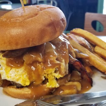 Munch Box - Poutine Burger - Breakfast & Brunch Near Me - Henderson, Nevada Munch Box - Poutine Burger - Breakfast & Brunch Near Me - Henderson, Nevada