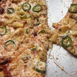 pineapple jalepeno pizza pineapple jalepeno pizza