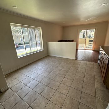 La Clean House - Home Cleaning Near Me - San Diego, California La Clean House - Home Cleaning Near Me - San Diego, California