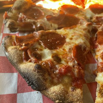 Kindles Pizzeria - Pizza Near Me - Marlborough, Massachusetts Kindles Pizzeria - Pizza Near Me - Marlborough, Massachusetts