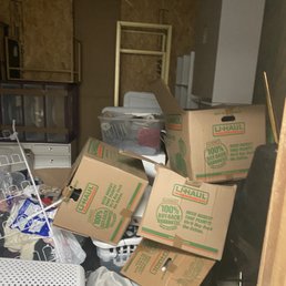 TOTALL TRASHED MY STORAGE AND STOLE MORE THAN HALF OF ITEMS.