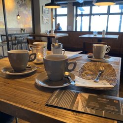 Restaurant Fliegerdeich - Kaffee Pause mit Apfelkuchen