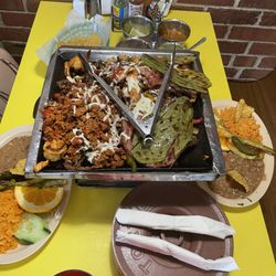 Los Compadres Mexican Restaurant