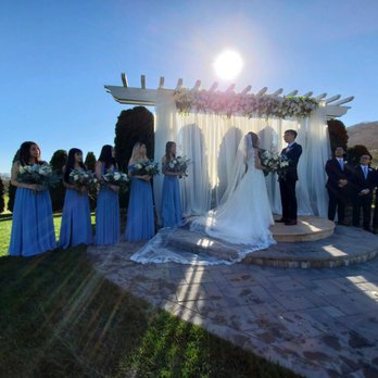 Eagle Ridge by Wedgewood Weddings - Loved the arch! - Venues & Event Spaces Near Me - Gilroy, California Eagle Ridge by Wedgewood Weddings - Loved the arch! - Venues & Event Spaces Near Me - Gilroy, California