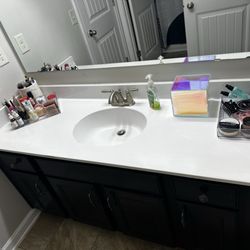 ProCru Services - After clean. Master Bathroom.