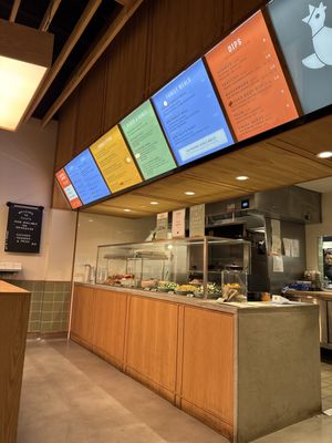 Tilly's Charcoal Chicken by null