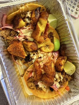 El Barrio Mexican Grill by null