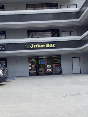 Pick & Mix Juice Bar by null