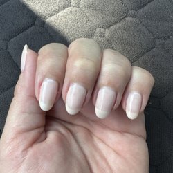 Diva Nail & Spa | Nail Salon Bradenton 34210 - Horrible paint job. Sunny is very rude when telling her how bad it was. You can see the strokes and it's not even and the polish