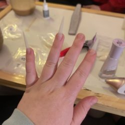 kaylas nail salon - TERRIBKE
