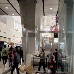 港鐵東涌站