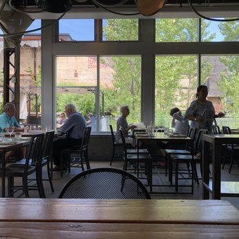 Cafe Belong - Dining room - Cafes Near Me - Toronto, Ontario Cafe Belong - Dining room - Cafes Near Me - Toronto, Ontario