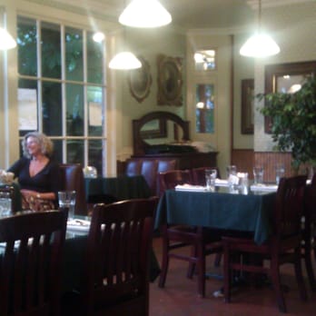 Skylarks Hidden Cafe - Pleasent dining room. - Cafes Near Me - Bellingham, Washington Skylarks Hidden Cafe - Pleasent dining room. - Cafes Near Me - Bellingham, Washington