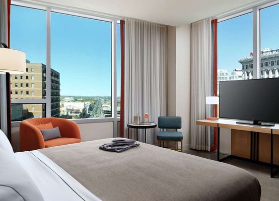 Canopy by Hilton New Orleans Downtown by null