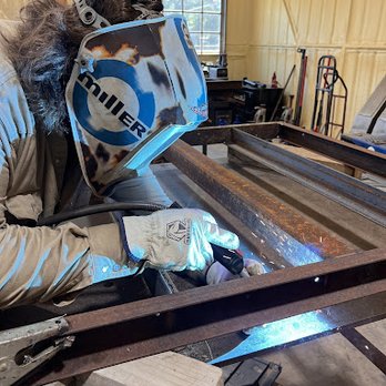 Craig's Custom Truck and Trailer Repair - Metal Fabricators Near Me - Texarkana, Texas Craig's Custom Truck and Trailer Repair - Metal Fabricators Near Me - Texarkana, Texas