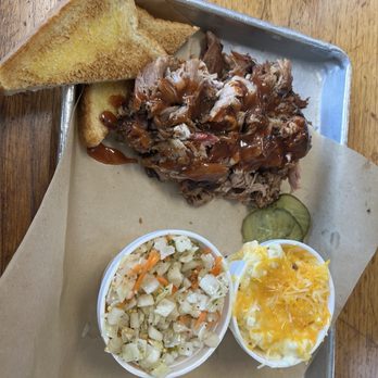 Porky's Pride Smoke House - Pork platter with coleslaw and Mac and cheese - Food Trucks Near Me - Warrior, Alabama Porky's Pride Smoke House - Pork platter with coleslaw and Mac and cheese - Food Trucks Near Me - Warrior, Alabama