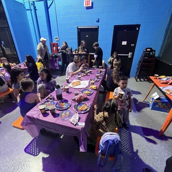Altitude Trampoline Park San Dimas - Trampoline Parks Near Me - San Dimas, California Altitude Trampoline Park San Dimas - Trampoline Parks Near Me - San Dimas, California