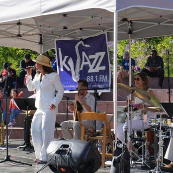 Latin Sounds - Cool Brazilian jazz on a warm evening - Music Venues Near Me - Los Angeles, California Latin Sounds - Cool Brazilian jazz on a warm evening - Music Venues Near Me - Los Angeles, California