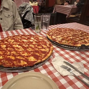 Aurelio's Pizza - Pizza Near Me - Geneva, Illinois