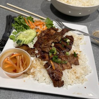 Anh Thu 2 - Vietnamese Near Me - Worcester, Massachusetts